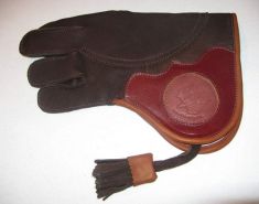 Norwegian Elk Short Cuff Gauntlet left hand glove, made by Stanislav