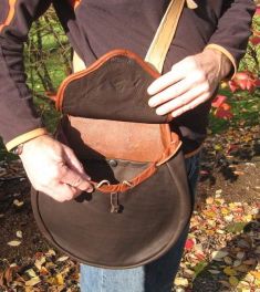 NEW ALL LEATHER TRADITIONAL HAWKING BAG SIZE LARGE