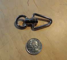 LARGE HAWK OR LARGE FALCON SIZE, V- SHAPED SWIVEL