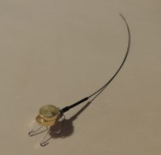 A NEW NANO GOLD TAIL MOUNT MICRO SIZE TRANSMITTER FROM MERLIN SYSTEMS 216Mhz