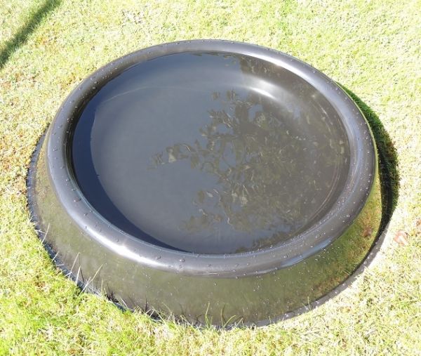 BATH PANS EXTRA LARGE FOR EAGLES AND OTHER LARGE RAPTORS 23.5 INCH DIAMETER SHIPS ONLY USING UPS GROUND