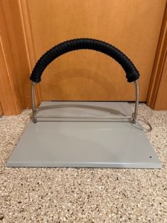 Portable Bowperch for Eagles, Eagle Owls etc. Perch top comes un-wrapped.