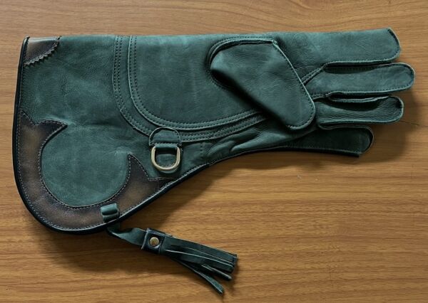 Columbia full cuff gauntlet three layer glove 15" long left hand glove olive green color