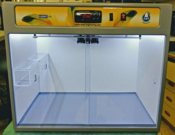 Inca Lory 10 Brooder Model 4102 with water container and LED lights.