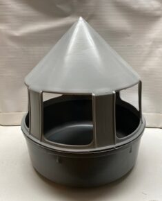 Gritpot Plastic excellent for feeding grit or minerals