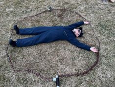 Tri – Fold 7 foot Bownet manual or remote control