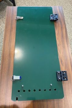 Replacement Hawk carrier door will fit only the size large HK1 model.